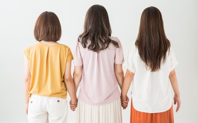女友達